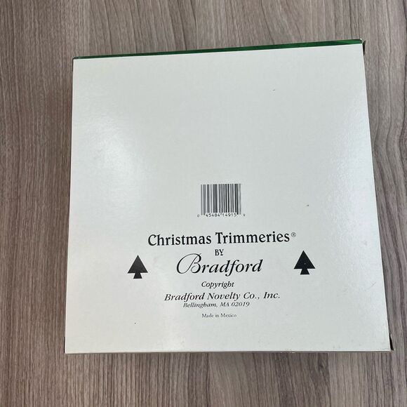 Vintage Christmas Trimmeries  glass ornaments Hand Decorated Bear Bow tie - Picture 4 of 9